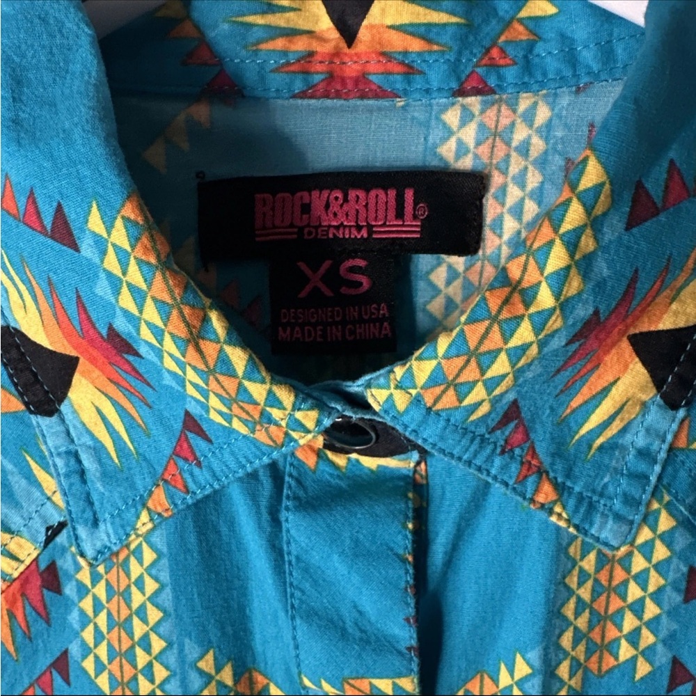 Women's Blue Patterned Button Down Shirt - image 2